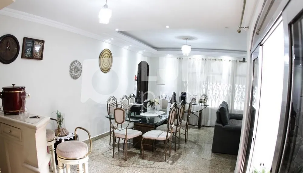 Casa, 3 quartos, 250 m² - Foto 9