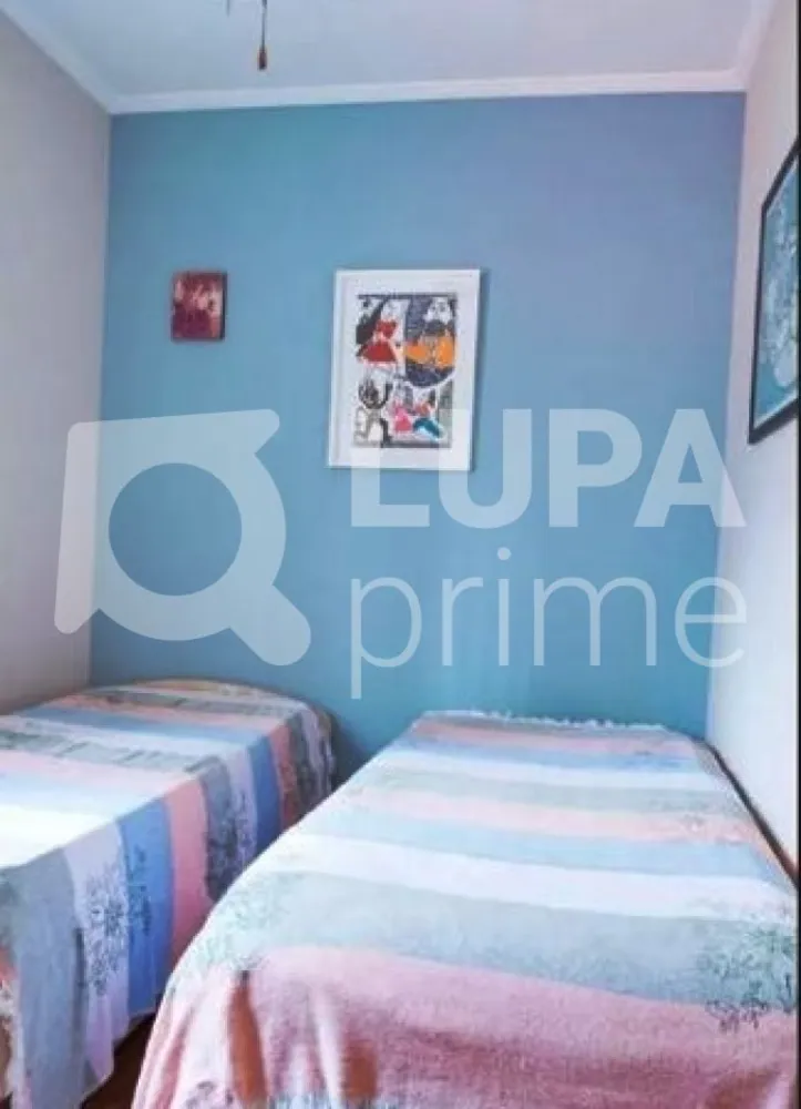 Casa, 3 quartos, 274 m² - Foto 1