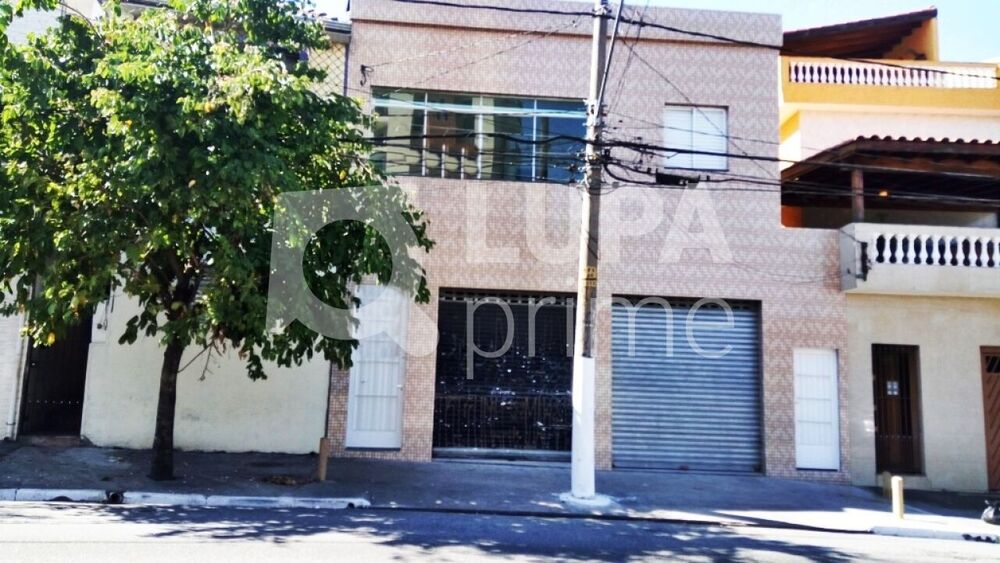 Casa à venda com 3 quartos, 303m² - Foto 3