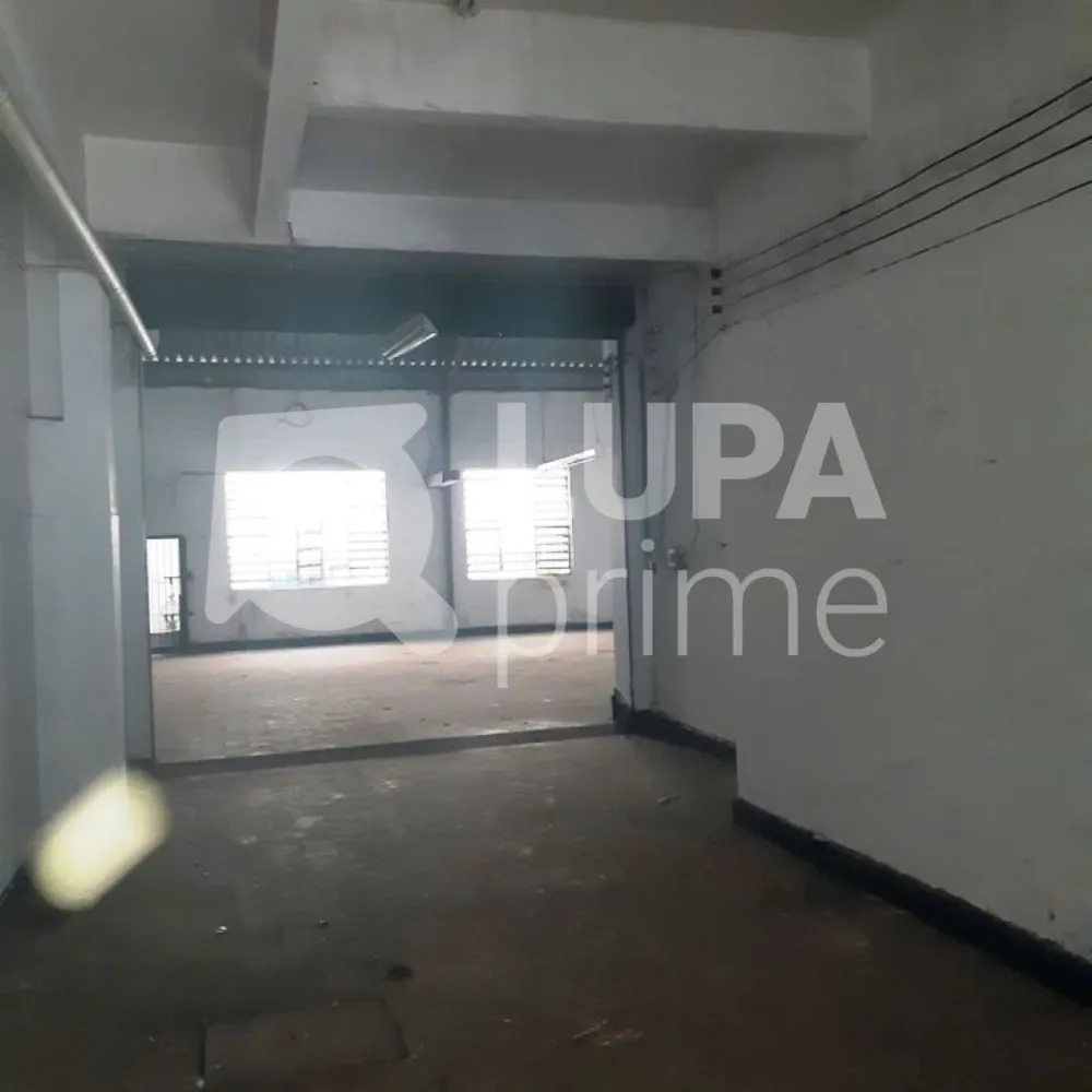 Depósito-Galpão, 64 m² - Foto 1