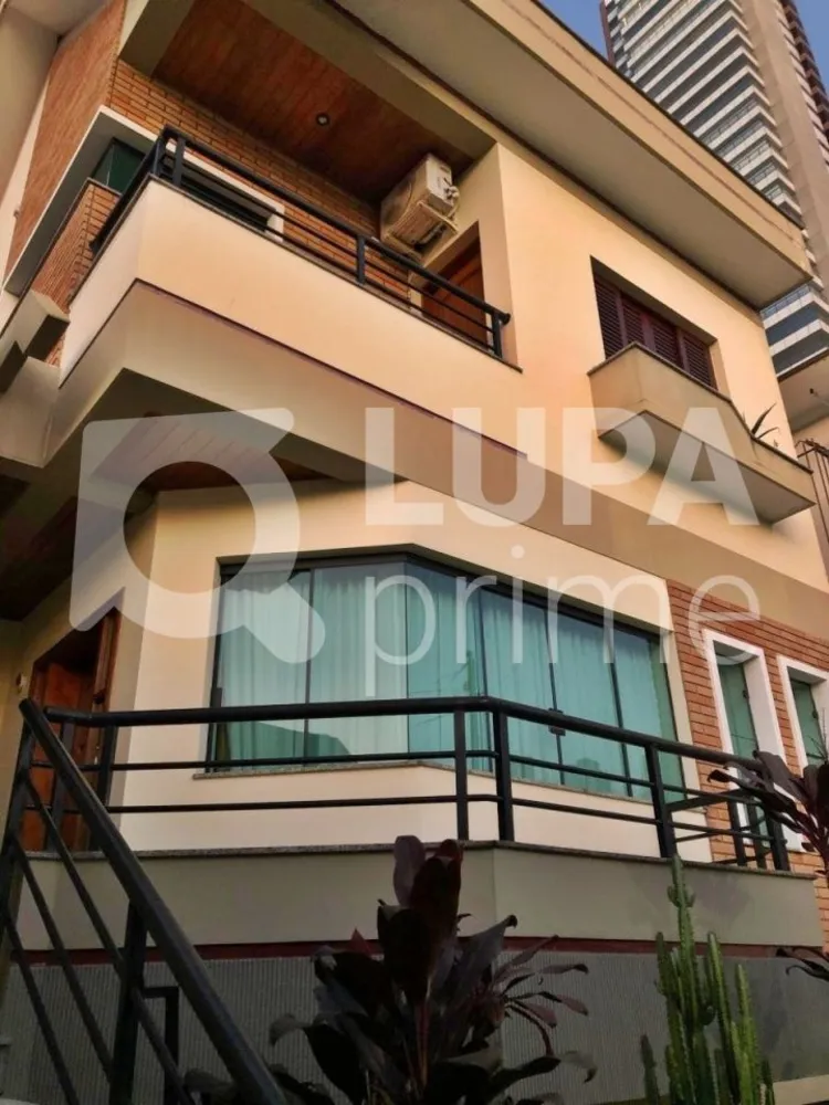 Casa, 3 quartos, 288 m² - Foto 10