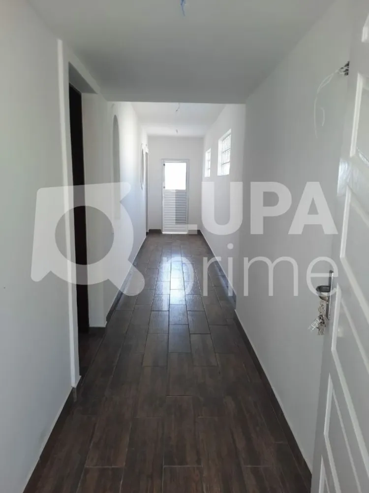 Casa, 3 quartos, 180 m² - Foto 2