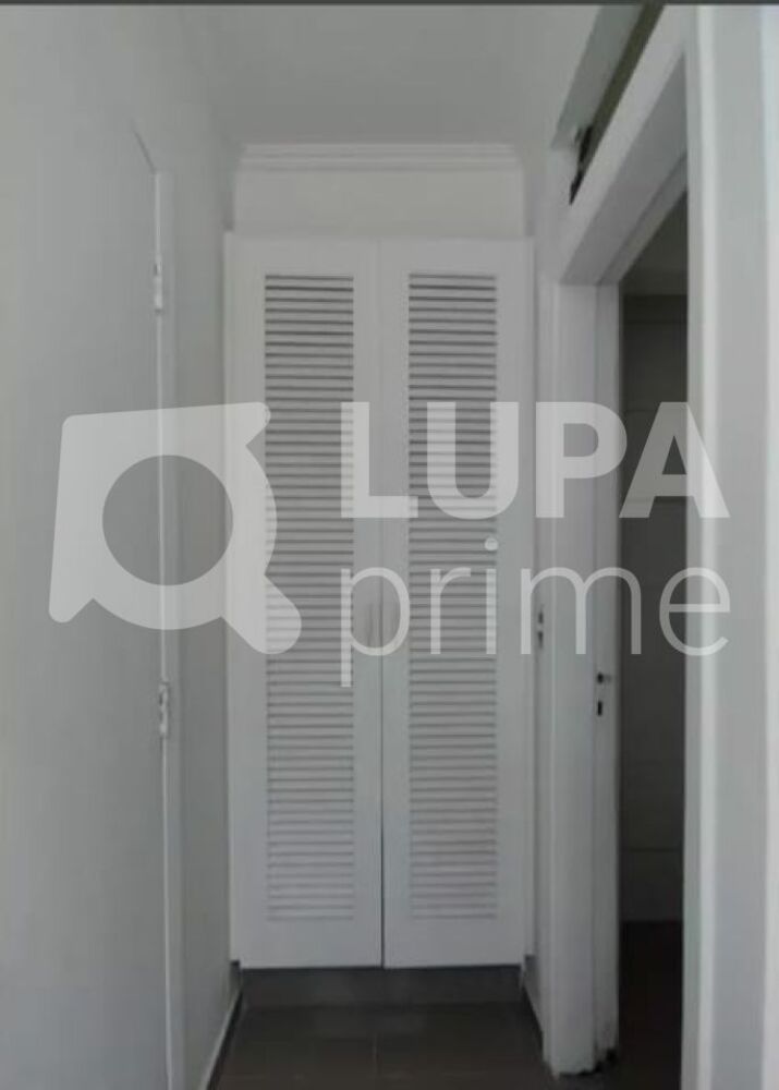Apartamento à venda com 3 quartos, 210m² - Foto 11