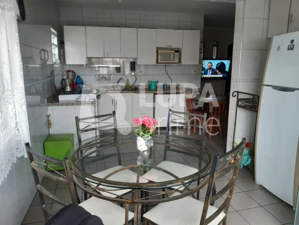 Casa, 4 quartos, 250 m² - Foto 7
