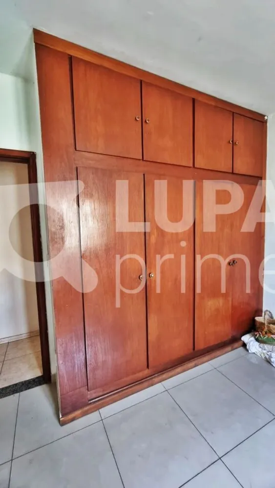 Casa, 3 quartos, 250 m² - Foto 9