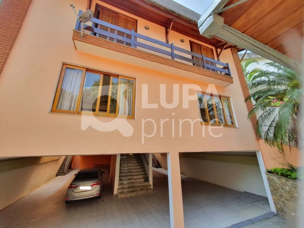 Casa, 6 quartos, 618 m² - Foto 1