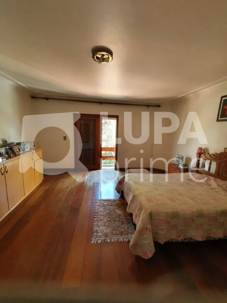 Casa, 6 quartos, 618 m² - Foto 12