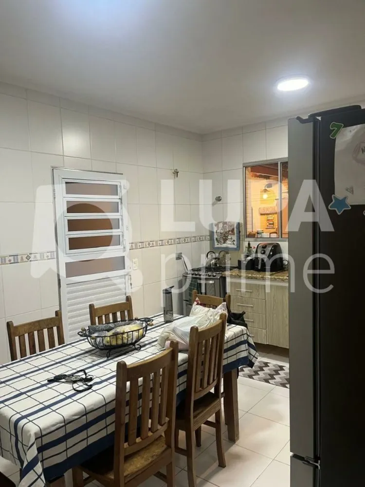 Casa, 2 quartos, 86 m² - Foto 2