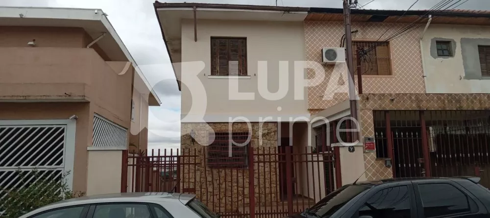 Casa à venda com 3 quartos, 175m² - Foto 1