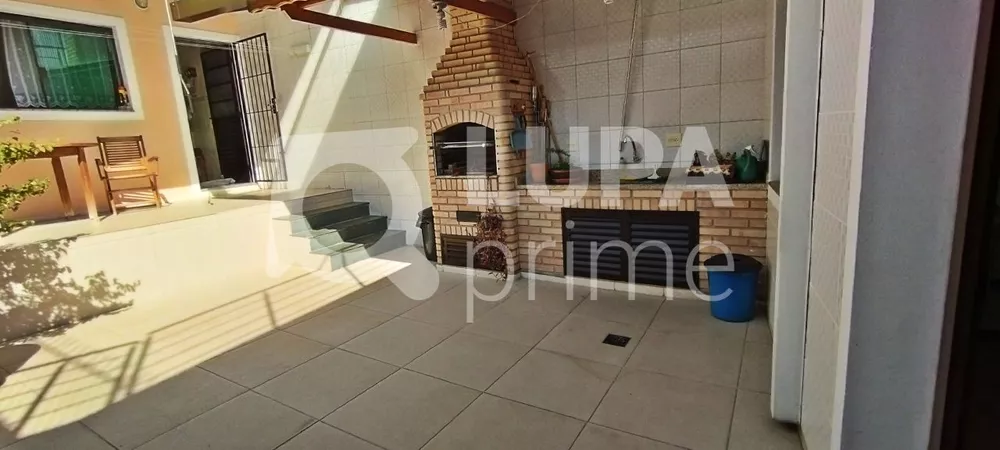 Casa à venda com 3 quartos, 175m² - Foto 8