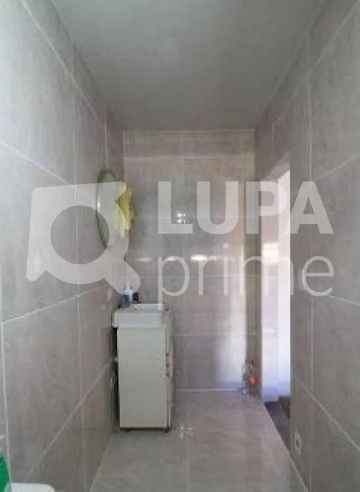 Casa, 4 quartos, 230 m² - Foto 1