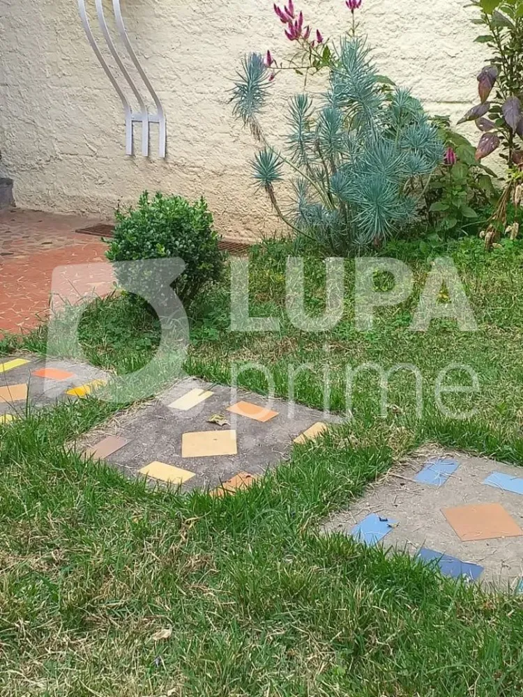 Casa, 8 quartos, 350 m² - Foto 1