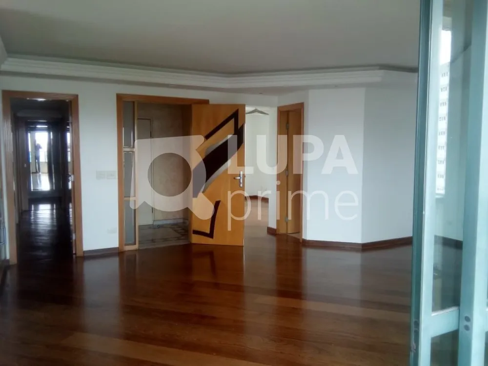 Apartamento, 3 quartos, 157 m² - Foto 2