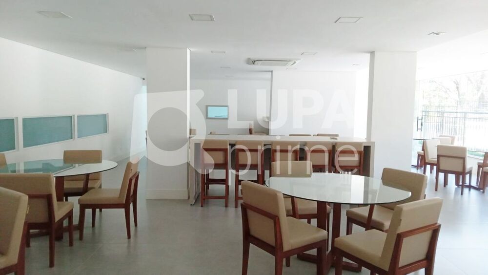 Apartamento, 3 quartos, 270 m² - Foto 2