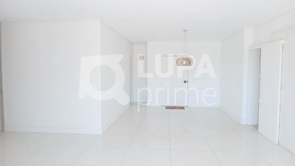 Apartamento, 3 quartos, 270 m² - Foto 25