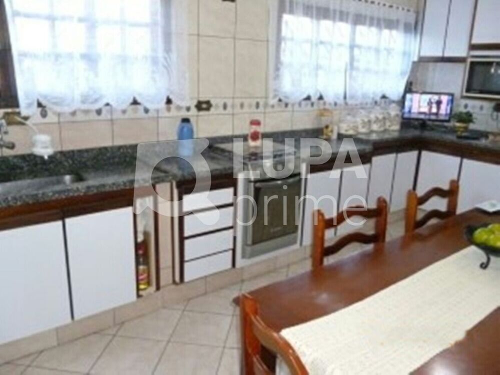 Casa, 3 quartos, 236 m² - Foto 3