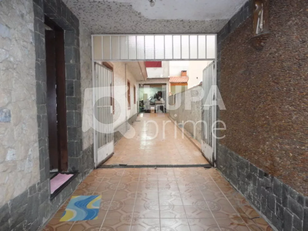 Casa à venda com 2 quartos, 350m² - Foto 1