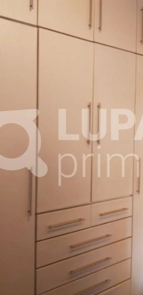 Apartamento, 3 quartos, 106 m² - Foto 2