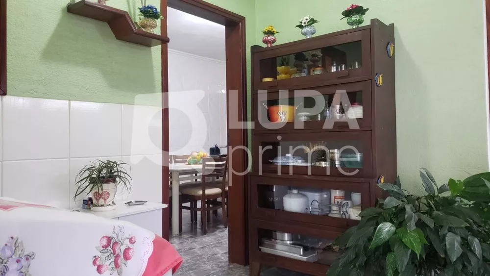 Casa de Condomínio à venda com 3 quartos, 197m² - Foto 12