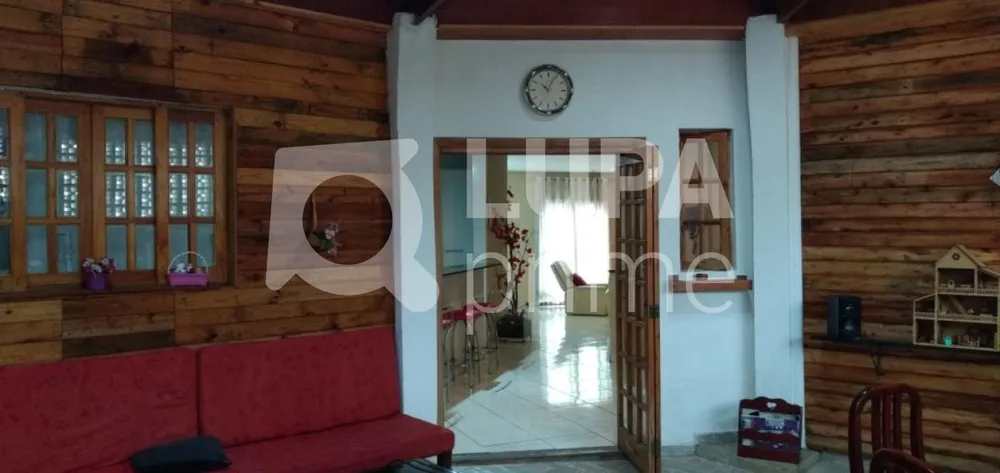 Casa, 6 quartos, 1341 m² - Foto 2