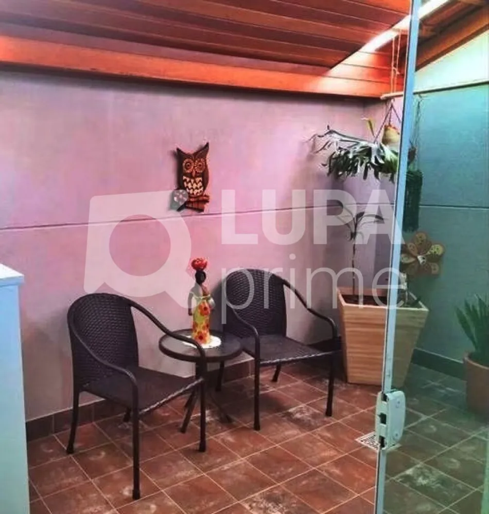 Casa, 3 quartos, 178 m² - Foto 2