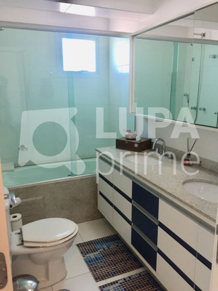 Apartamento, 3 quartos, 213 m² - Foto 2