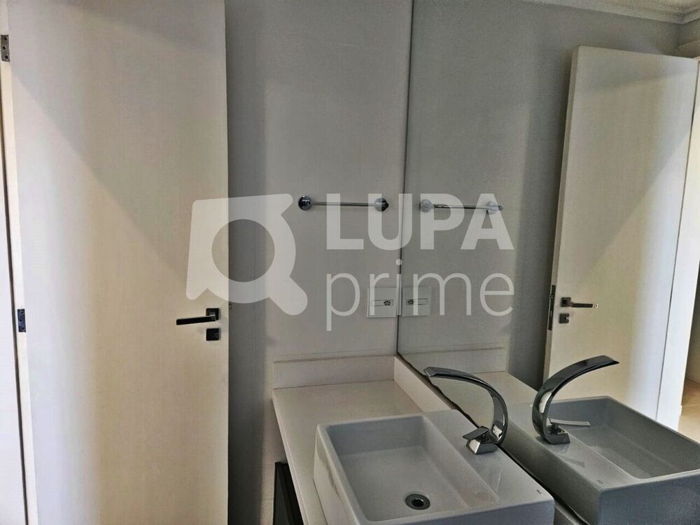 Apartamento, 3 quartos, 136 m² - Foto 2
