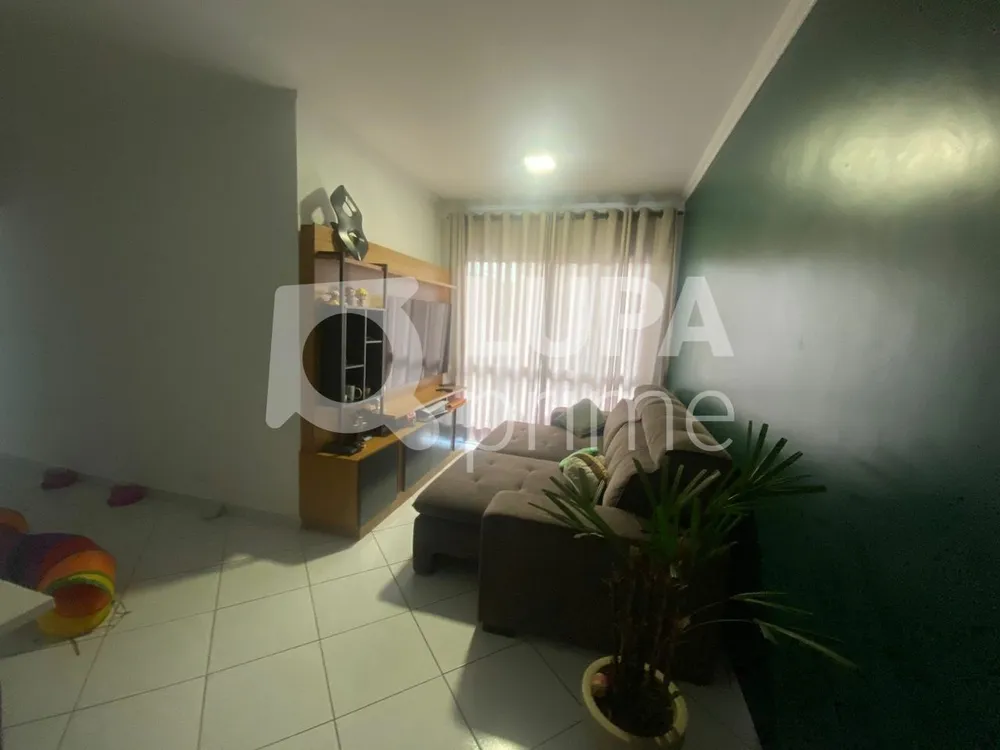 Apartamento, 2 quartos, 72 m² - Foto 2