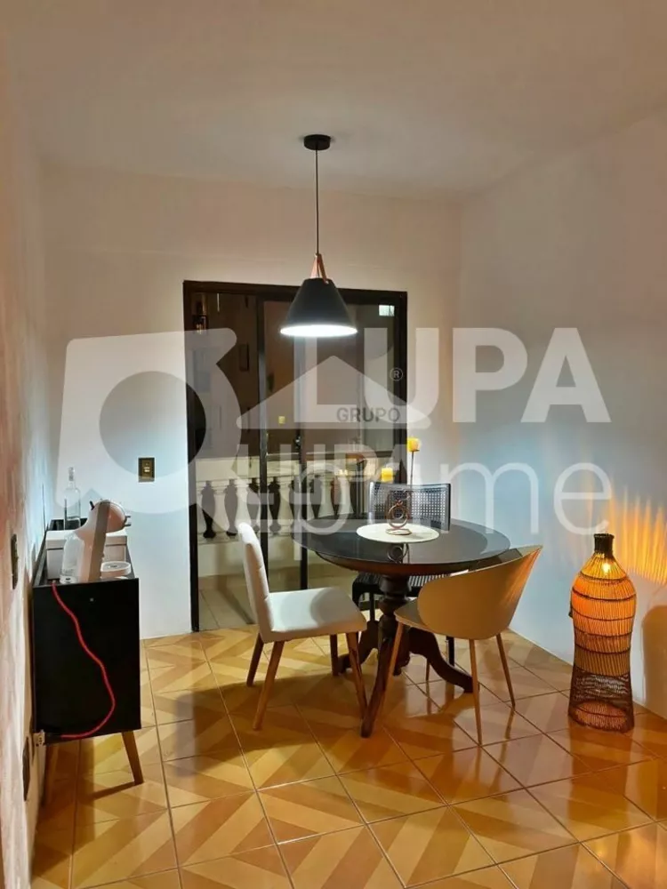 Apartamento à venda com 2 quartos, 73m² - Foto 4