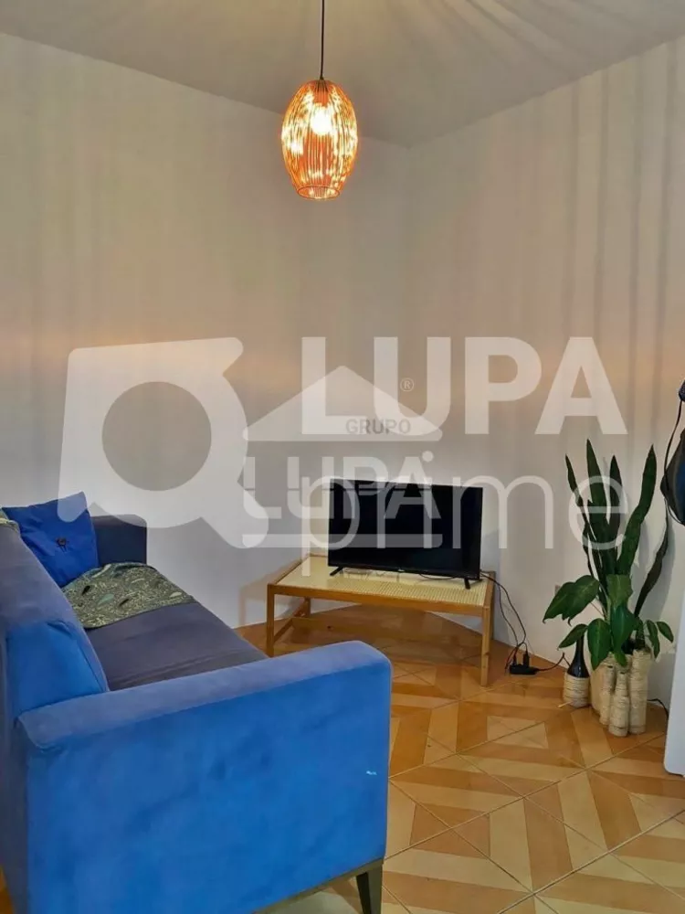 Apartamento à venda com 2 quartos, 73m² - Foto 1