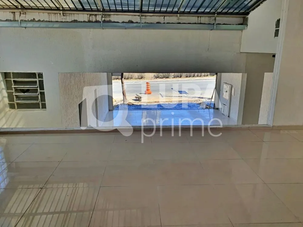 Loja-Salão, 250 m² - Foto 1