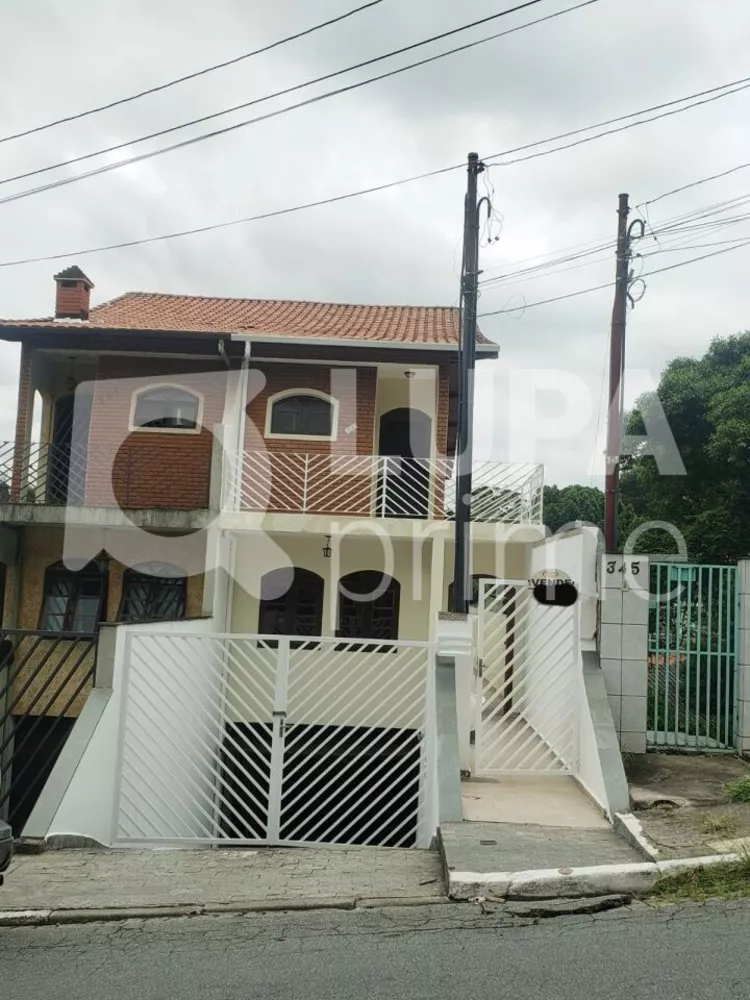 Casa à venda com 4 quartos, 290m² - Foto 1