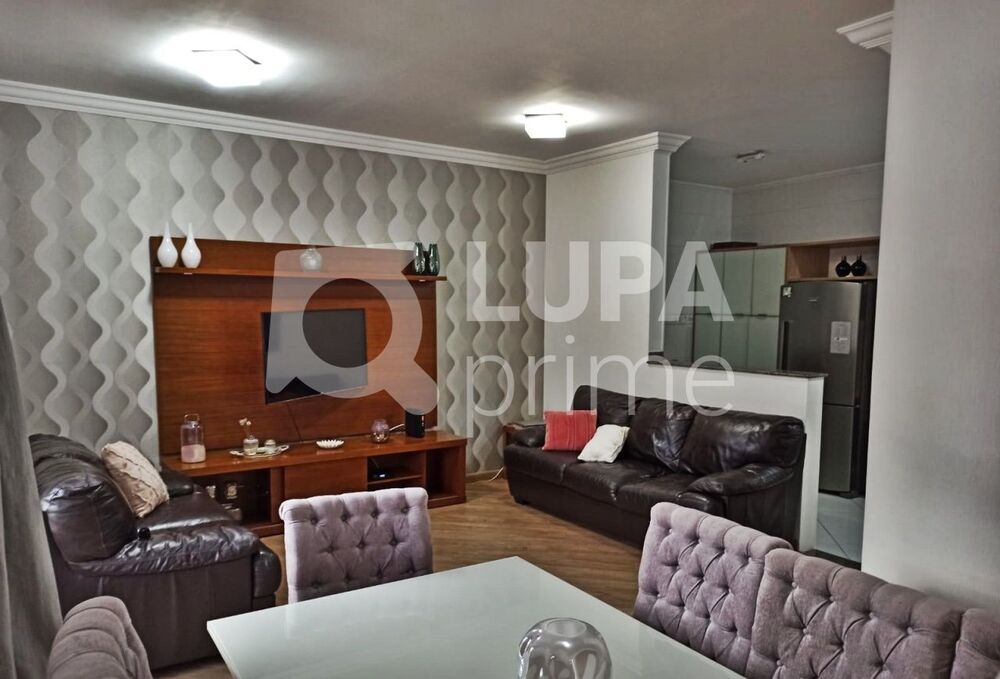 Casa à venda com 3 quartos, 171m² - Foto 1