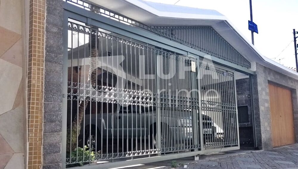 Casa, 3 quartos, 205 m² - Foto 1