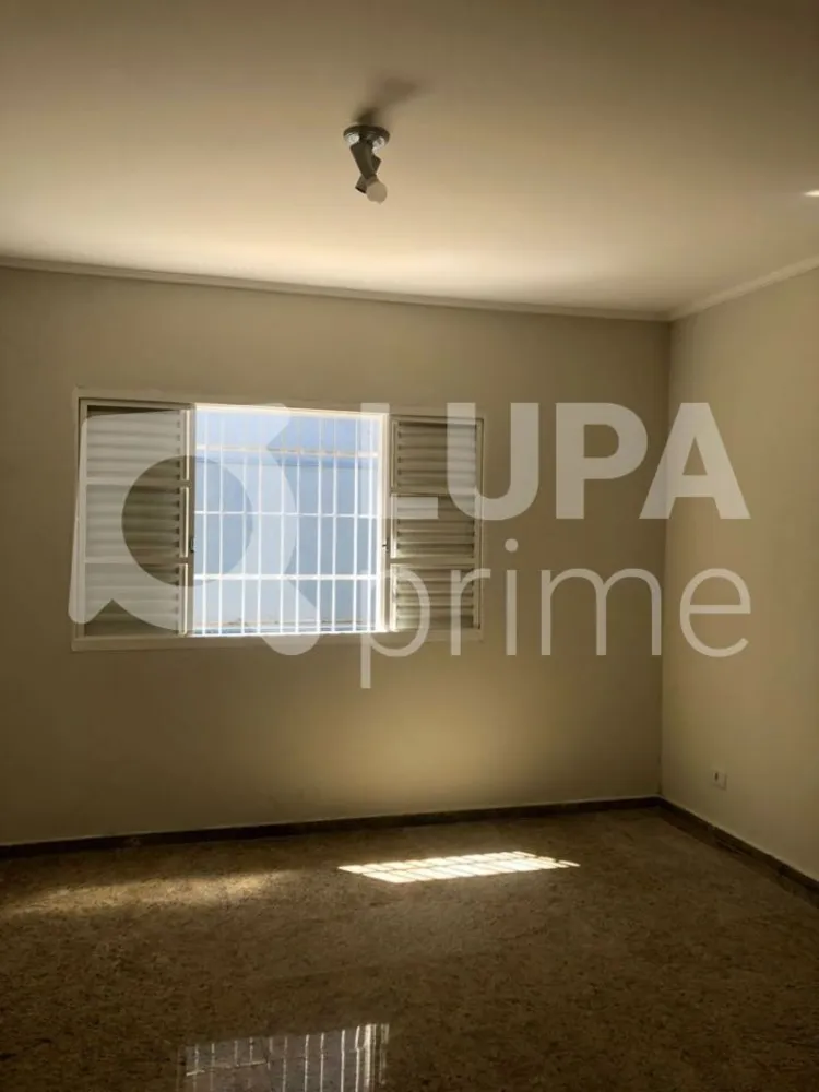 Casa, 3 quartos, 200 m² - Foto 14