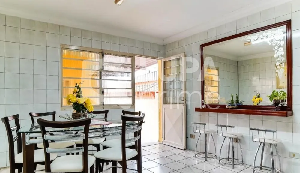 Casa, 6 quartos, 220 m² - Foto 1