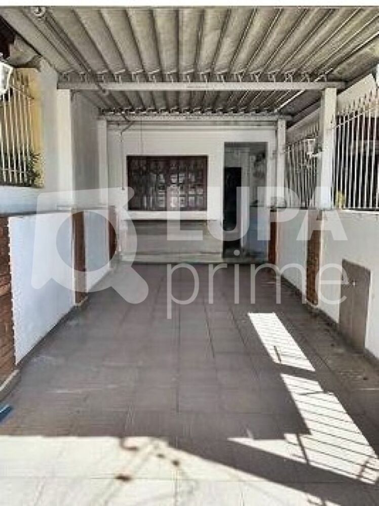 Casa à venda com 3 quartos, 134m² - Foto 4