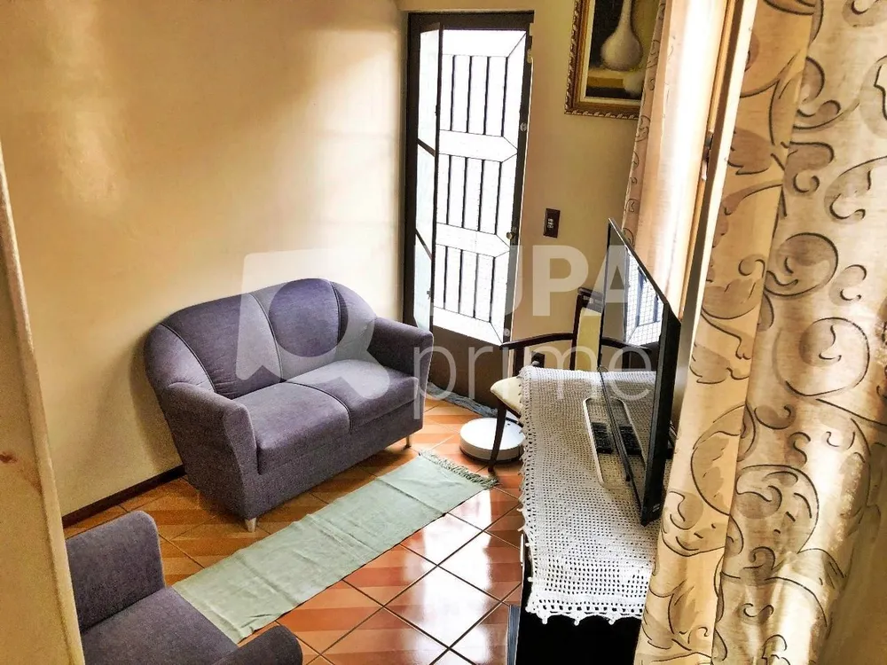 Casa, 5 quartos, 240 m² - Foto 2