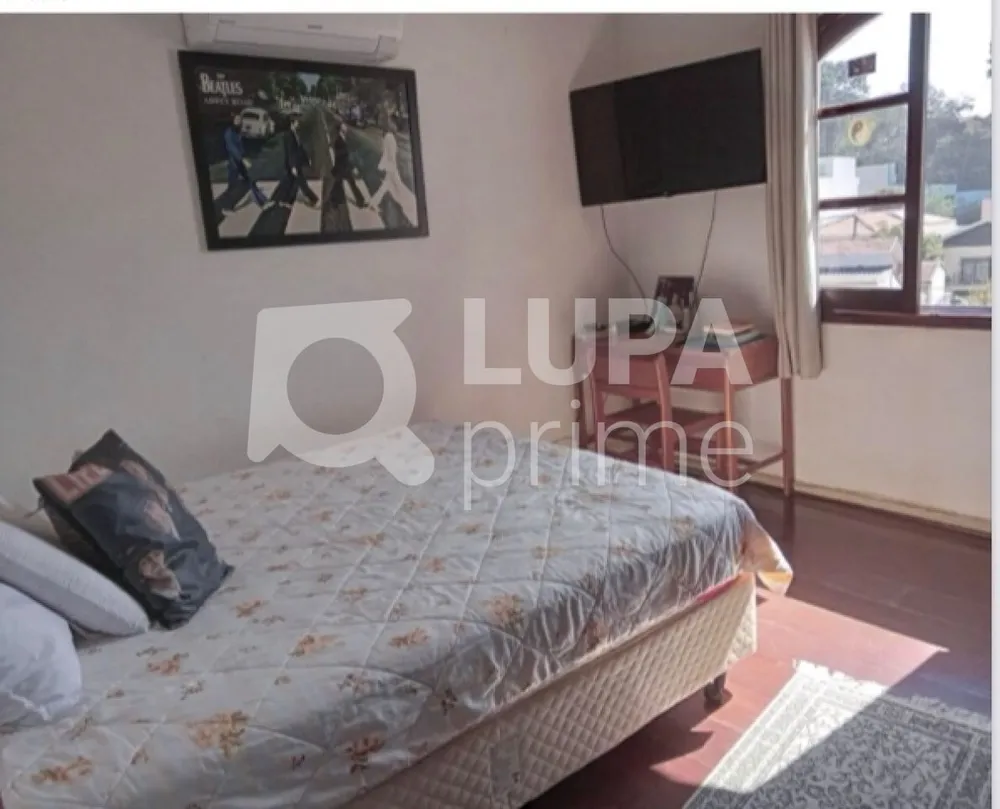 Casa, 3 quartos, 224 m² - Foto 8