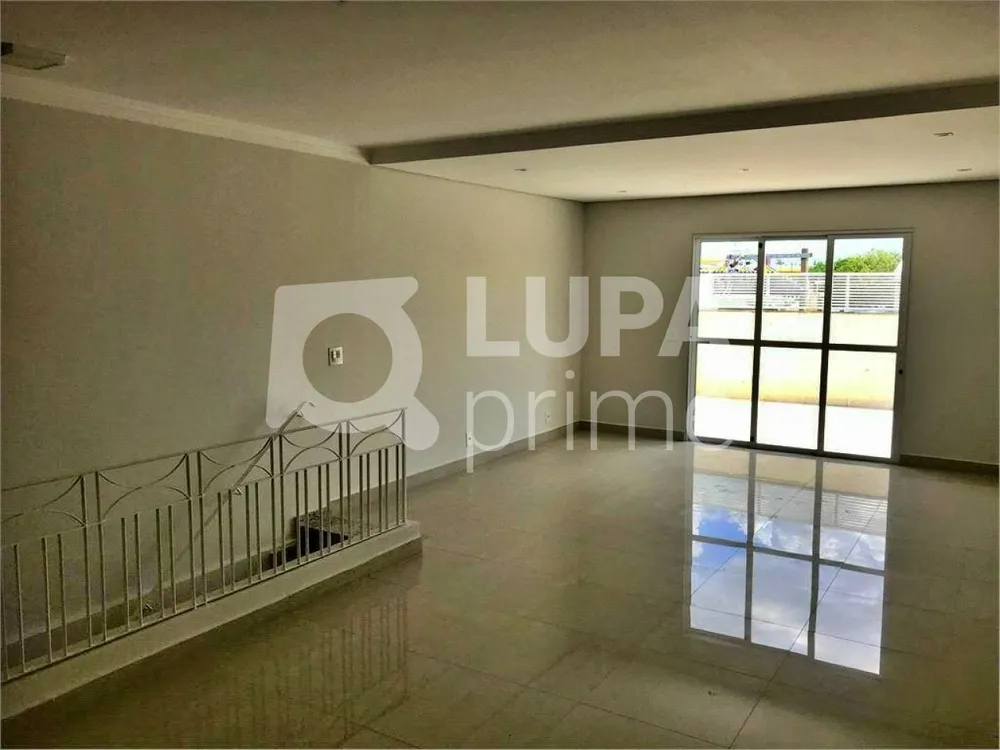 Casa, 3 quartos, 351 m² - Foto 3