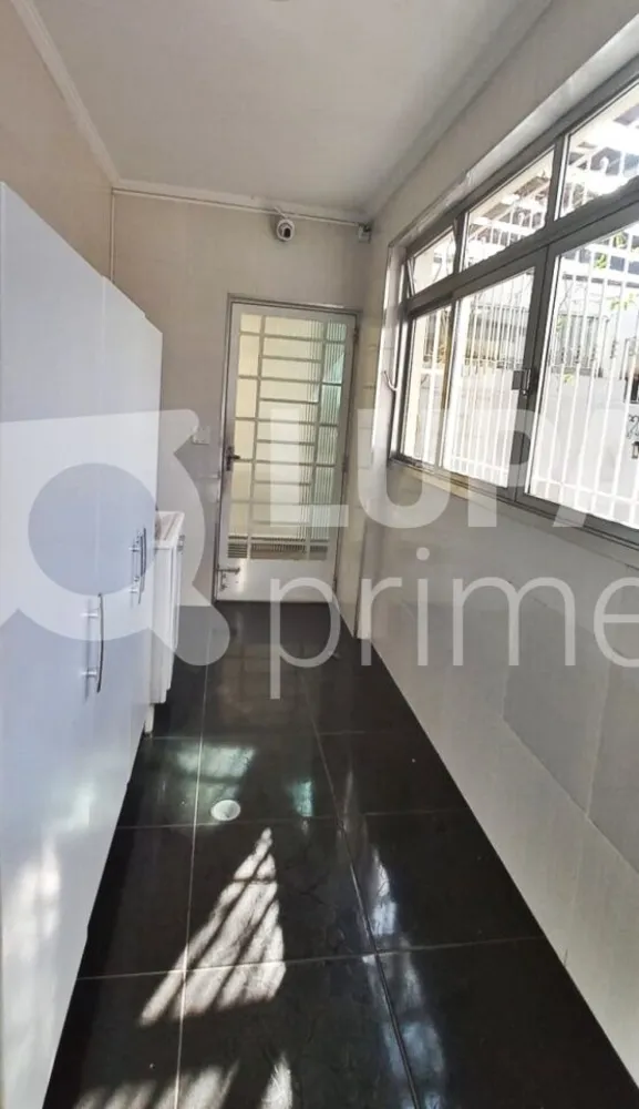 Casa, 3 quartos, 236 m² - Foto 2