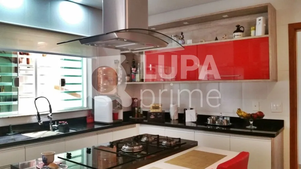 Casa, 3 quartos, 200 m² - Foto 6