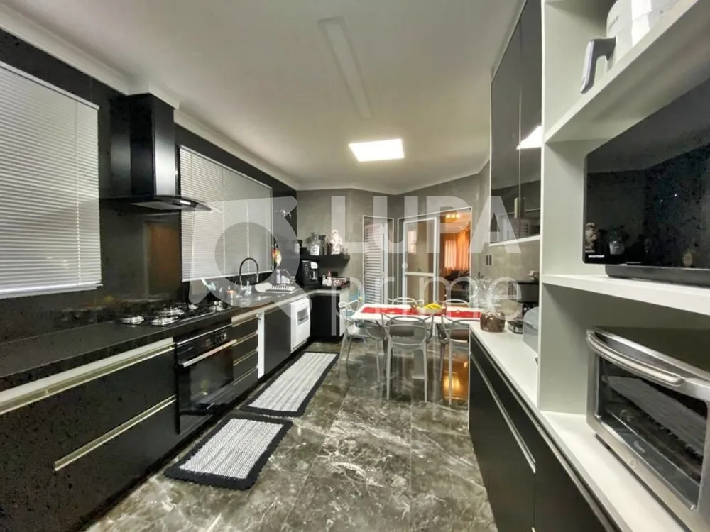 Casa, 4 quartos, 360 m² - Foto 15