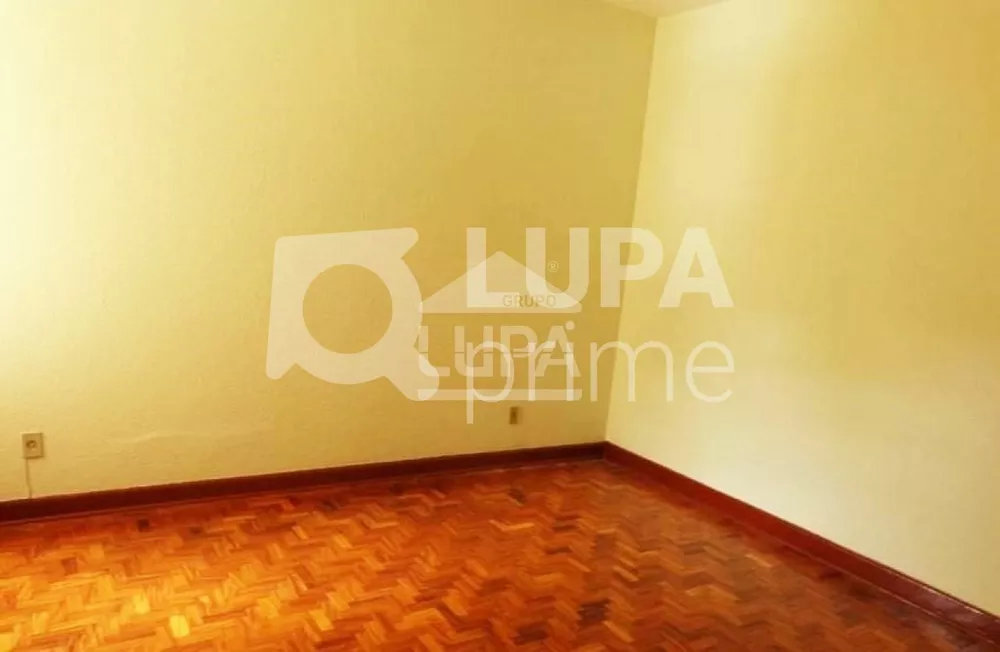 Casa à venda com 3 quartos, 160m² - Foto 3