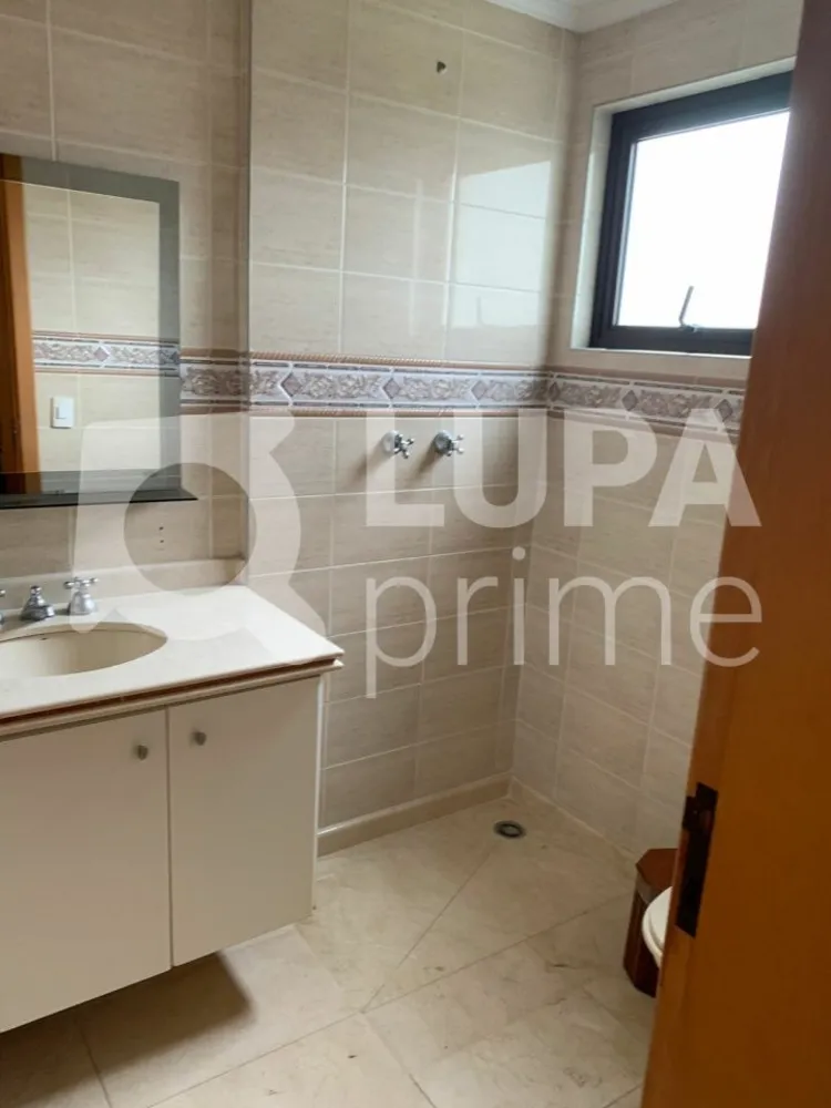 Apartamento, 4 quartos, 234 m² - Foto 2