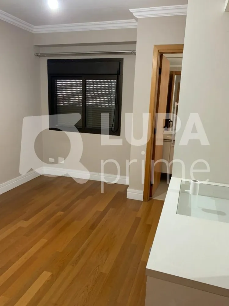 Apartamento, 4 quartos, 234 m² - Foto 12