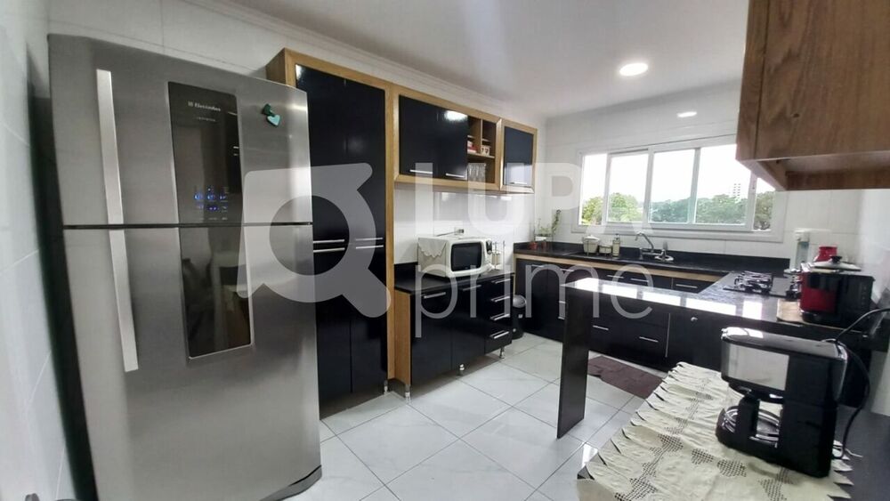 Casa, 3 quartos, 186 m² - Foto 2