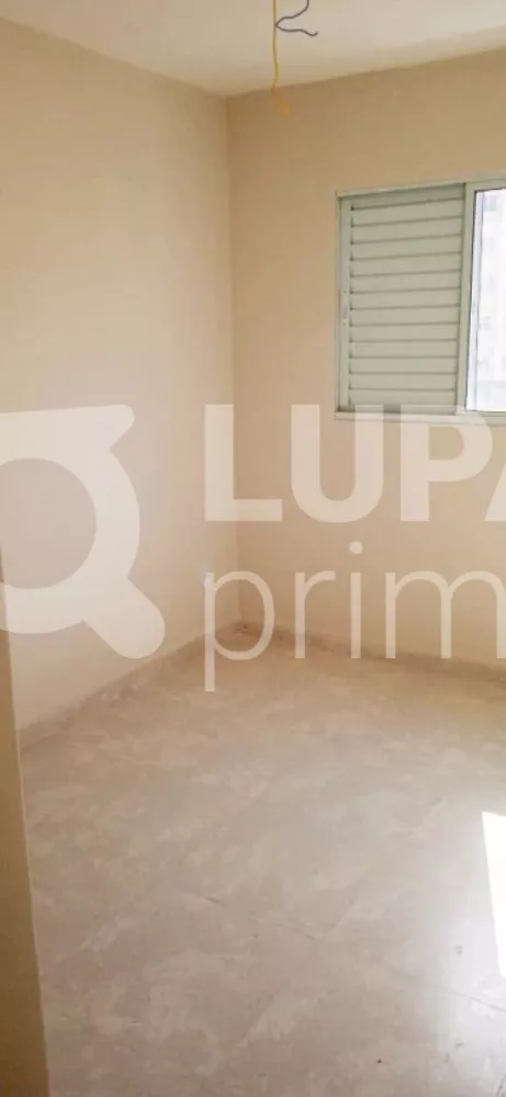 Apartamento à venda com 1 quarto, 40m² - Foto 2