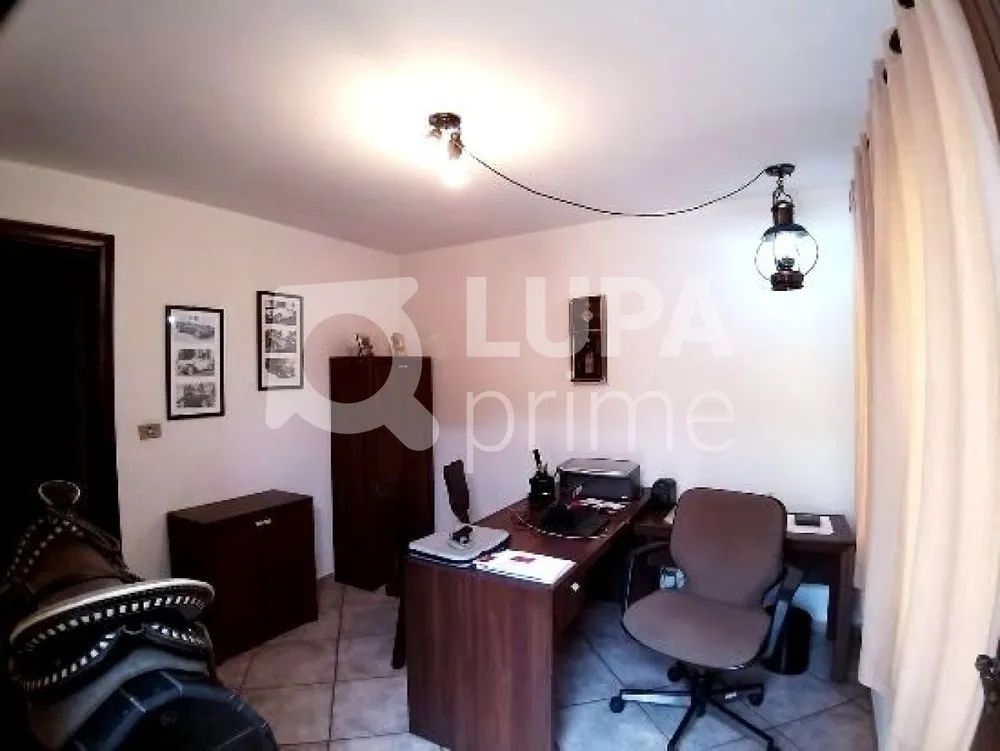 Casa, 3 quartos, 240 m² - Foto 4