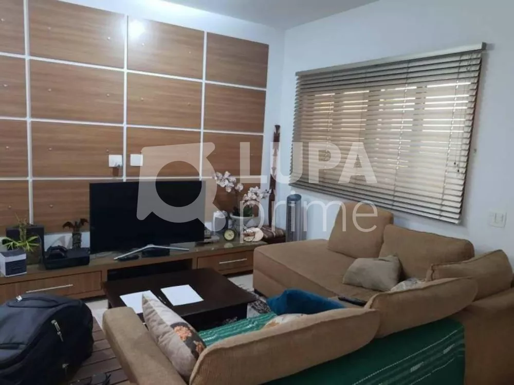 Casa à venda com 3 quartos, 129m² - Foto 1